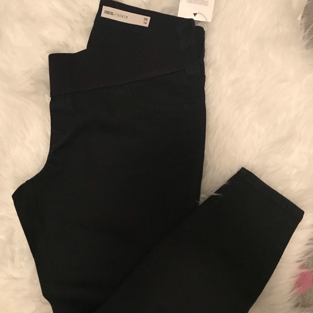 NWT! ASOS maternity black denim skinny under bump